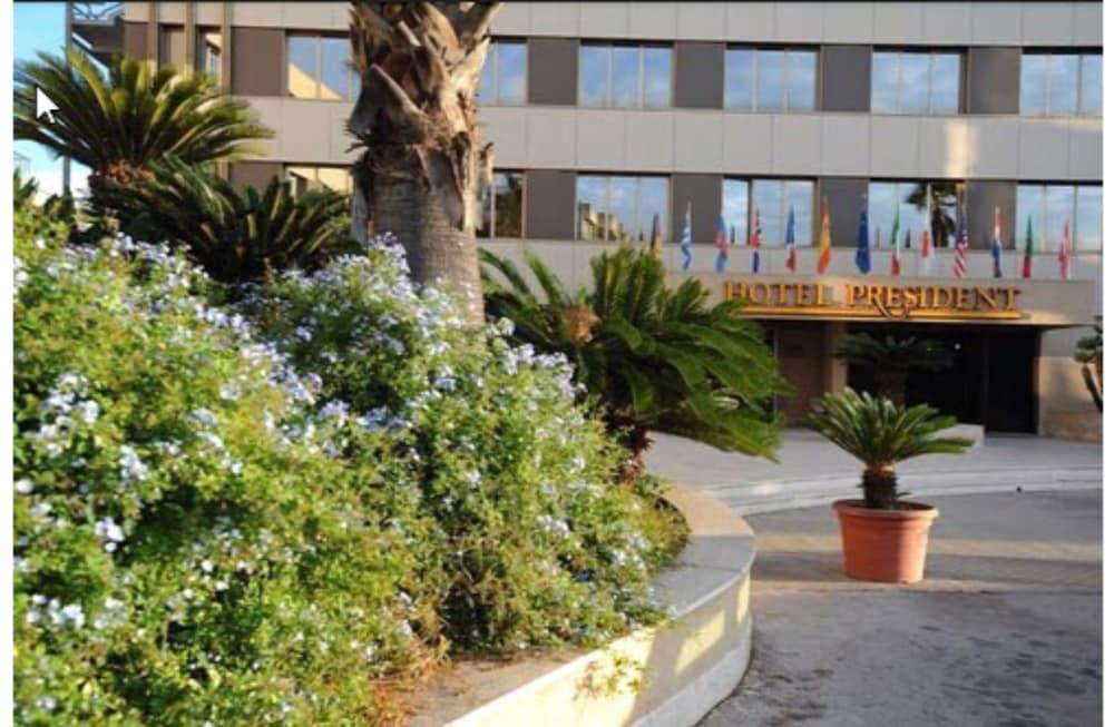 Hotel President Марсала Екстериор снимка